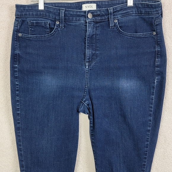 NYDJ‎ High Rise Straight Leg LiftXTuck Technology Denim Blue Jeans Sz 16 PLUS - Picture 6 of 14
